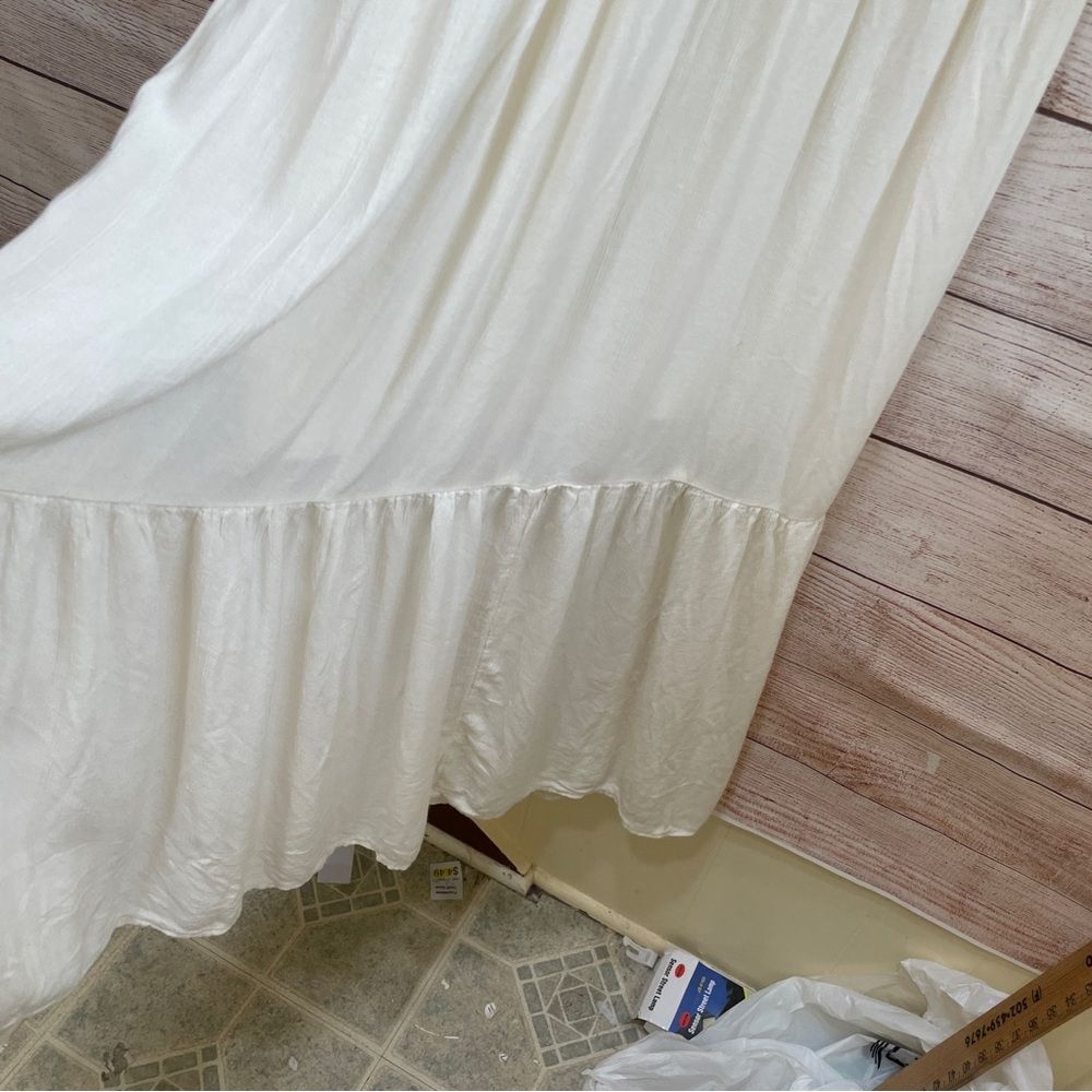 AMERICAN EAGLE CROCHET LACE BOHO COTTAGECORE MAXI DRESS IN CREAM - Picture 5 of 12